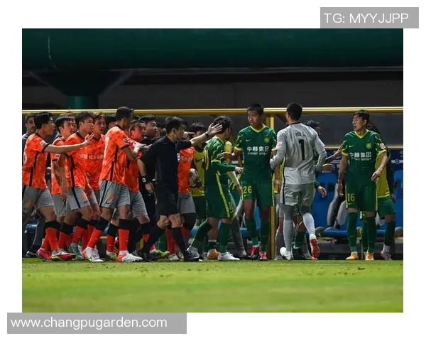 北京足球队包夹战术解析及其对比赛的影响与启示